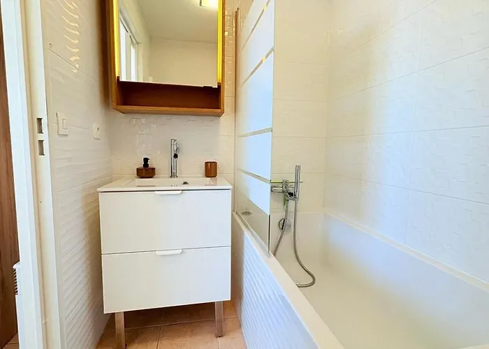 Le Balcon De Saint-clair, Joli T2 Centre, Climatisé, Parking Privé Appartamento Sète