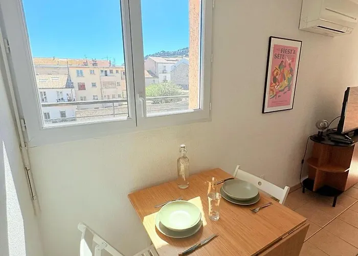 Appartamento Le Balcon De Saint-clair, Joli T2 Centre, Climatisé, Parking Privé Sète