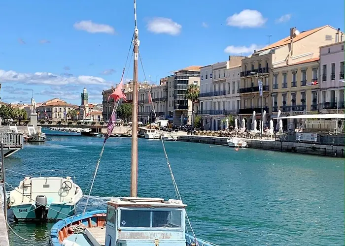Le Balcon De Saint-clair, Joli T2 Centre, Climatisé, Parking Privé Sète